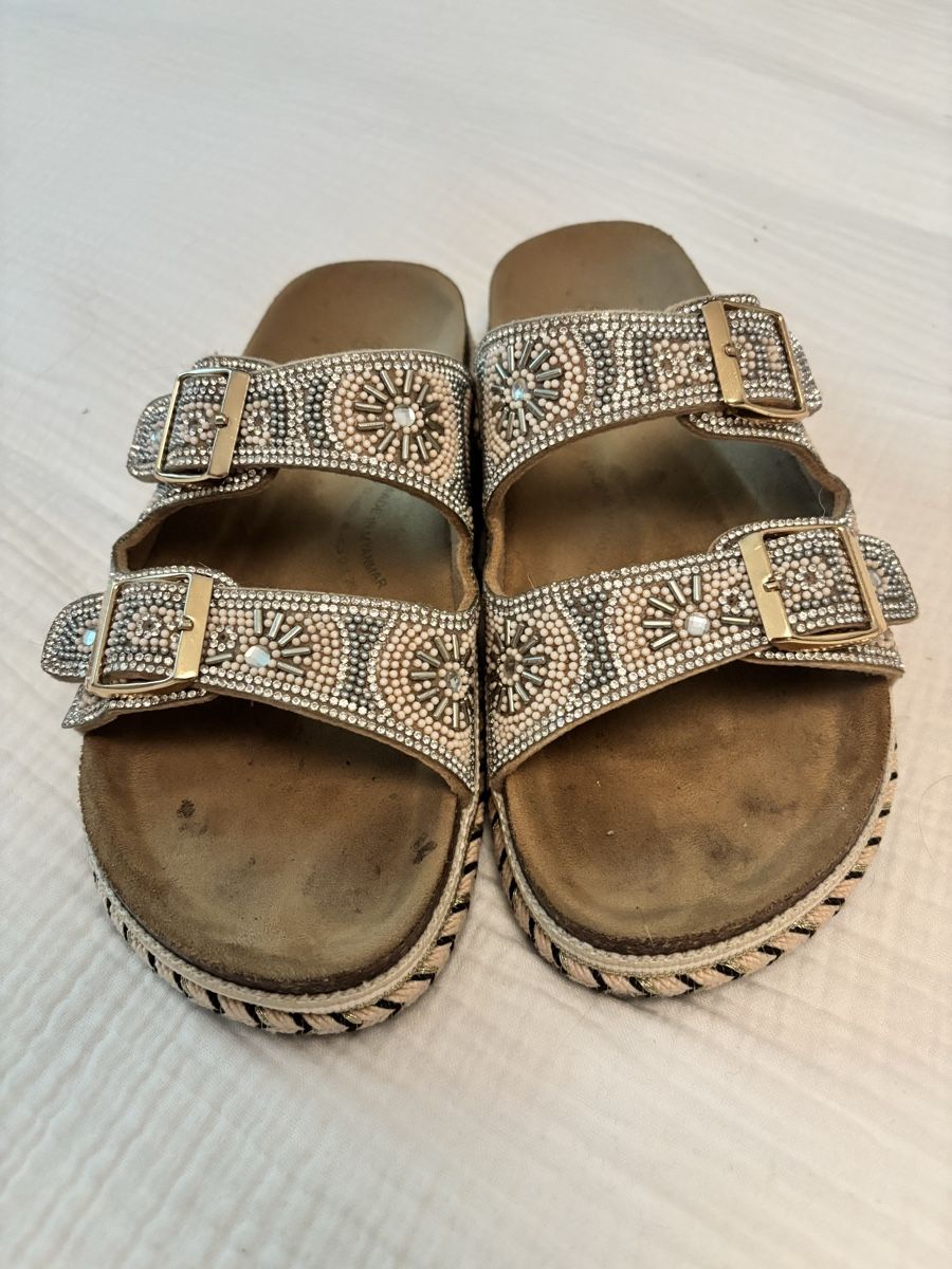 Graceland Scarpe da donna: Sandale Gr. 39 Damen mit Perlen besetzt / glitzert  – Usato da St. Gallen venduto da heartbug 2