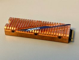 Gigabyte AORUS 1TB Gen4 NVMe SSD M.2 Copper Heatsink ab 1.-!
