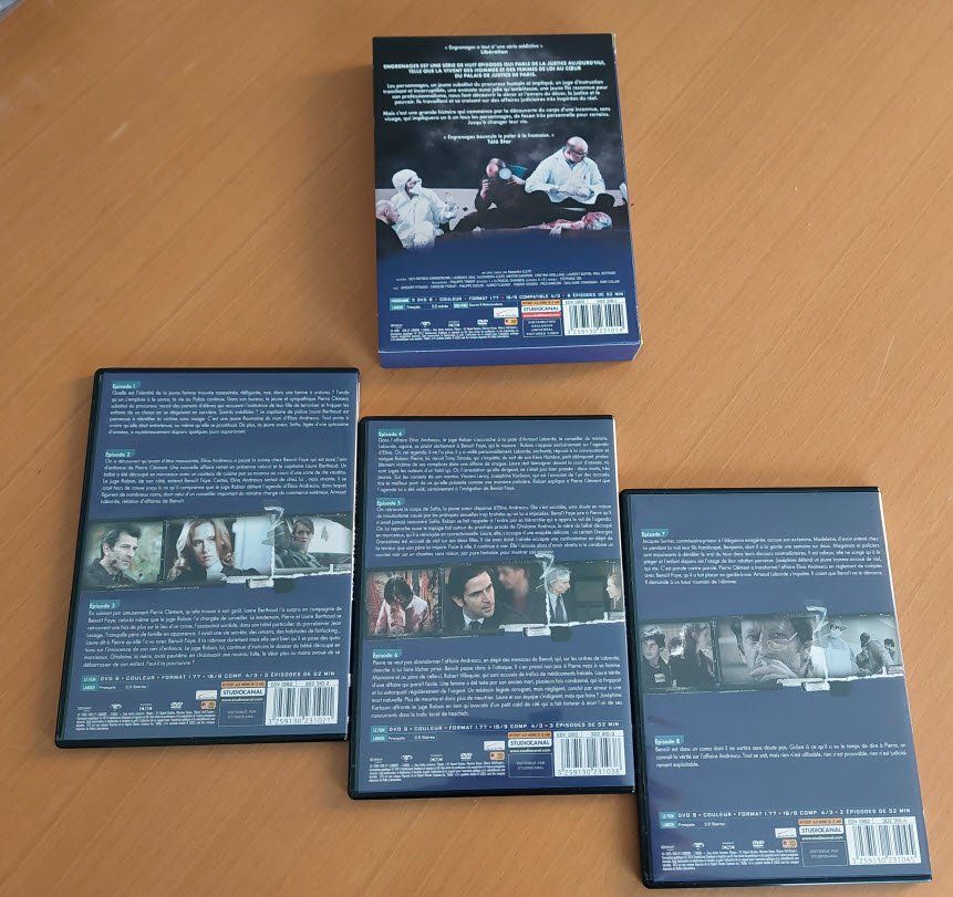 Tutti i DVDs: DVDs Saison 1 de Engrenages – Usato da Romanel-sur-Lausanne venduto da MichelAjac 1