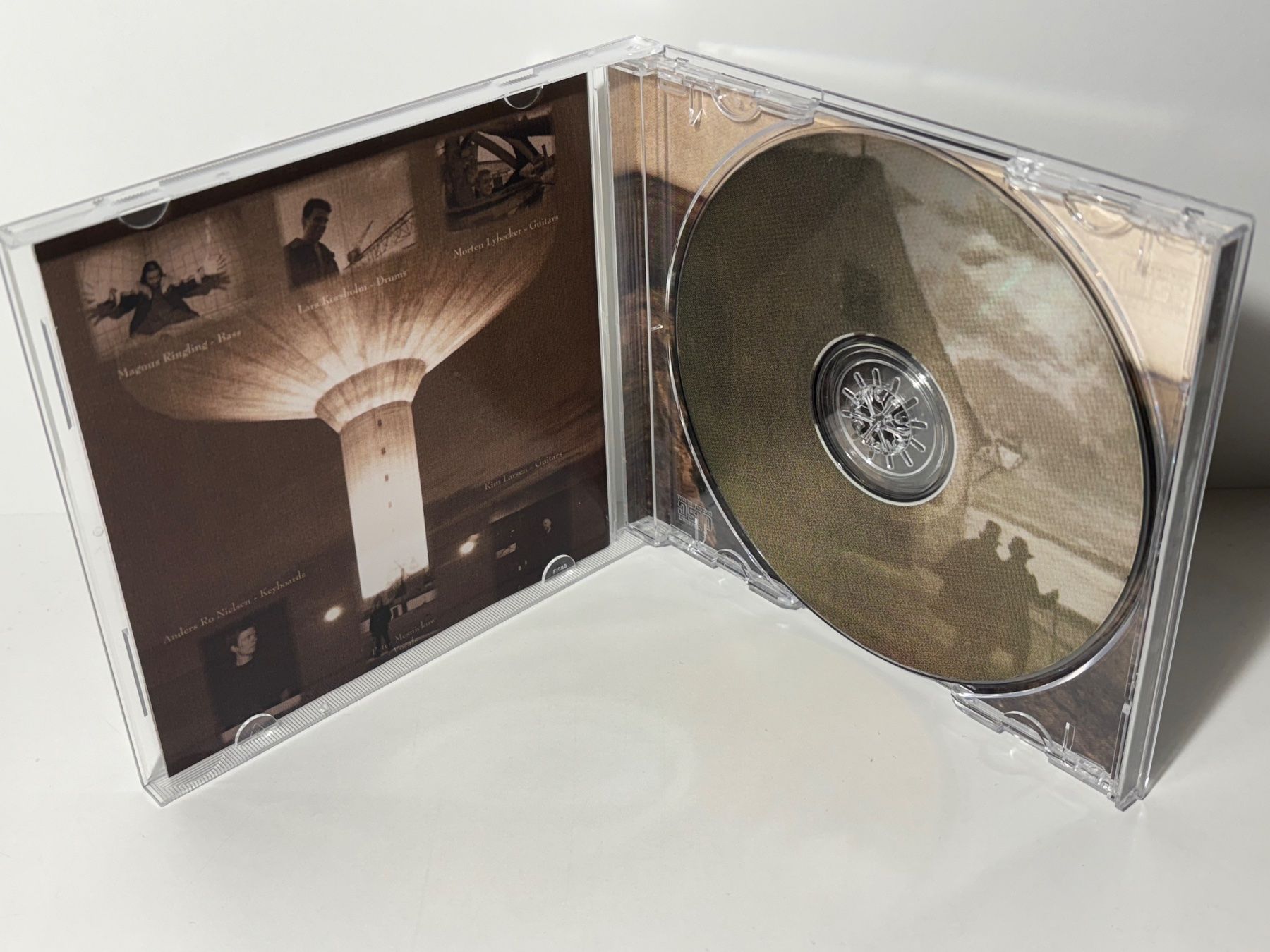 CD: Blazing Eternity CD Times and Unknown Waters – Usato da Wilderswil venduto da Sstriker 2
