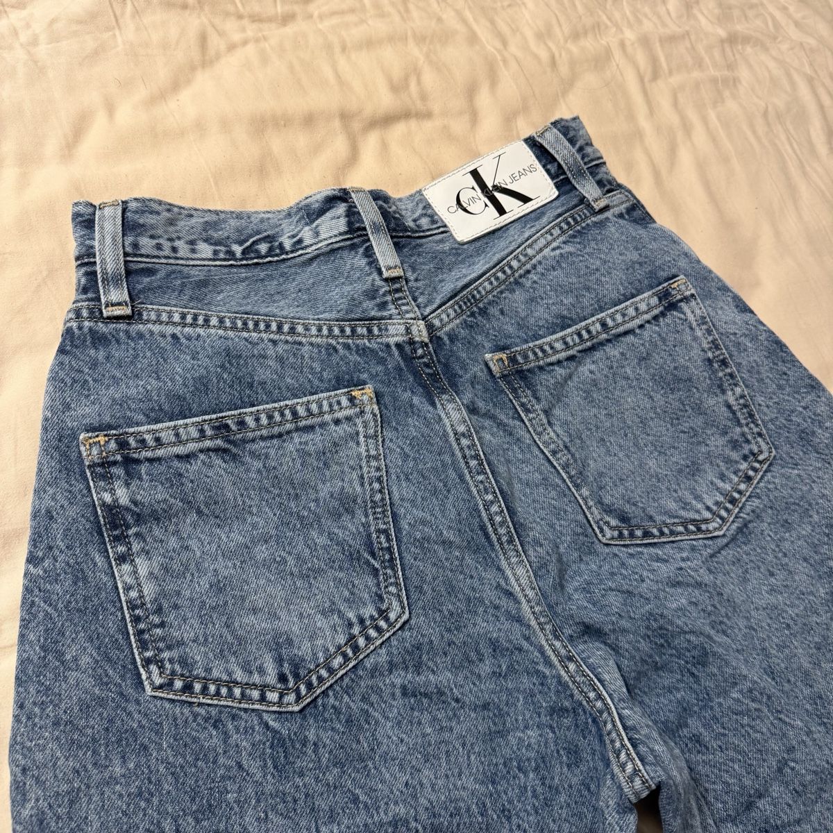 Calvin Klein Jeans: Calvin Klein jeans – D'occasion à Lausanne par its_zl9h 4