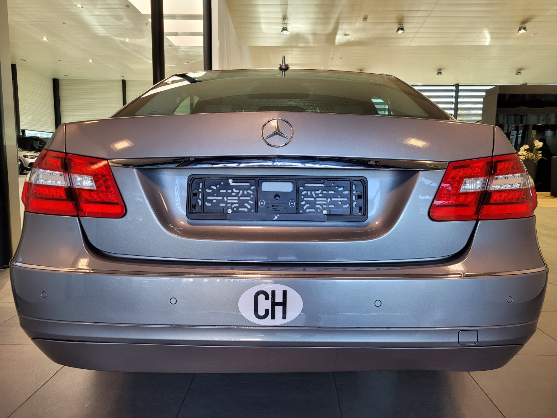 Mercedes-Benz Automobili: Mercedes-Benz E 220 CDI BlueEff. – Usato da St. Gallen venduto da HirschAutomobileAG 7