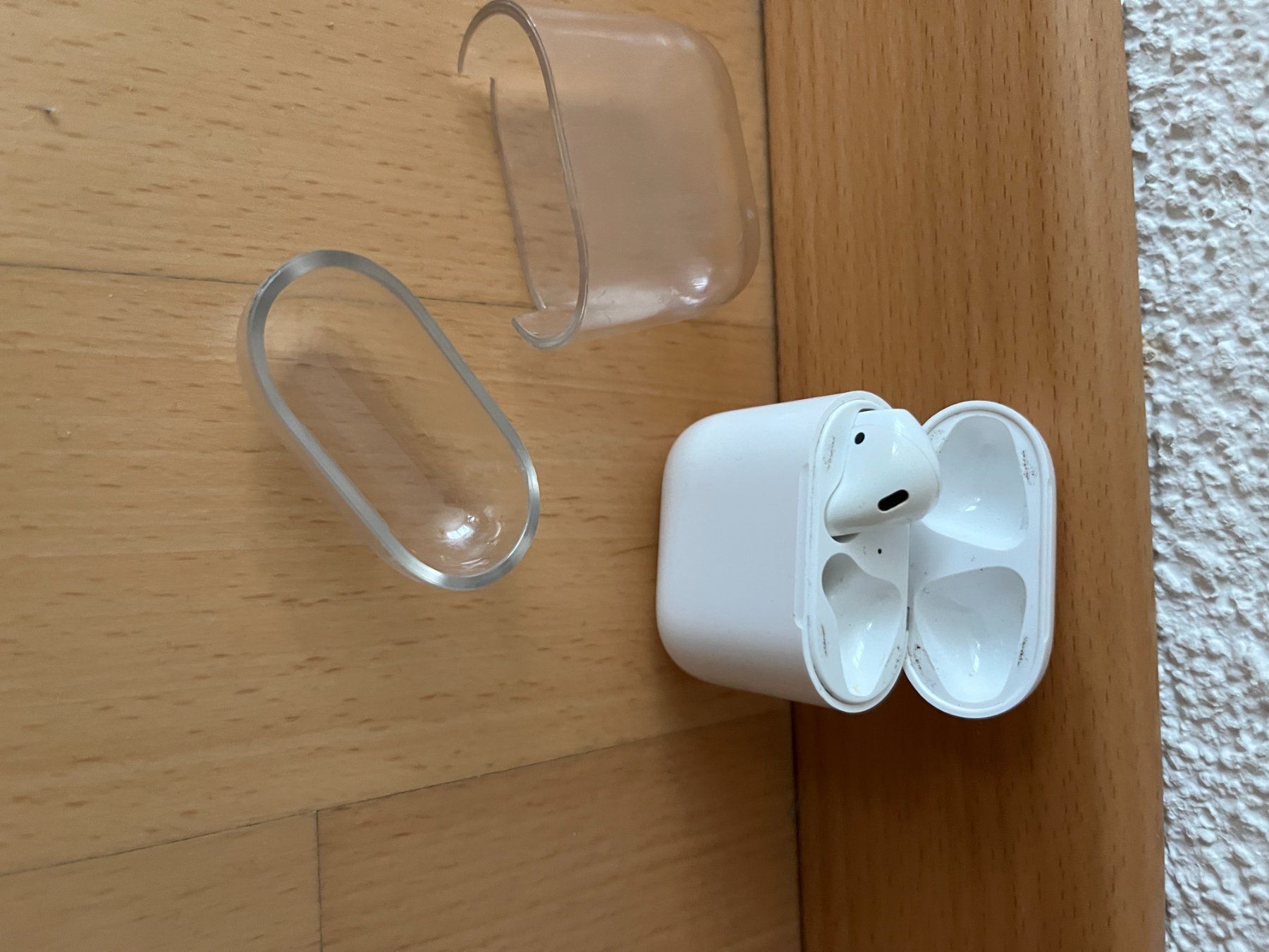 Apple Kopfhörer: Apple AirPods A1602 – Gebraucht aus Winterthur von fla_hwg8 1