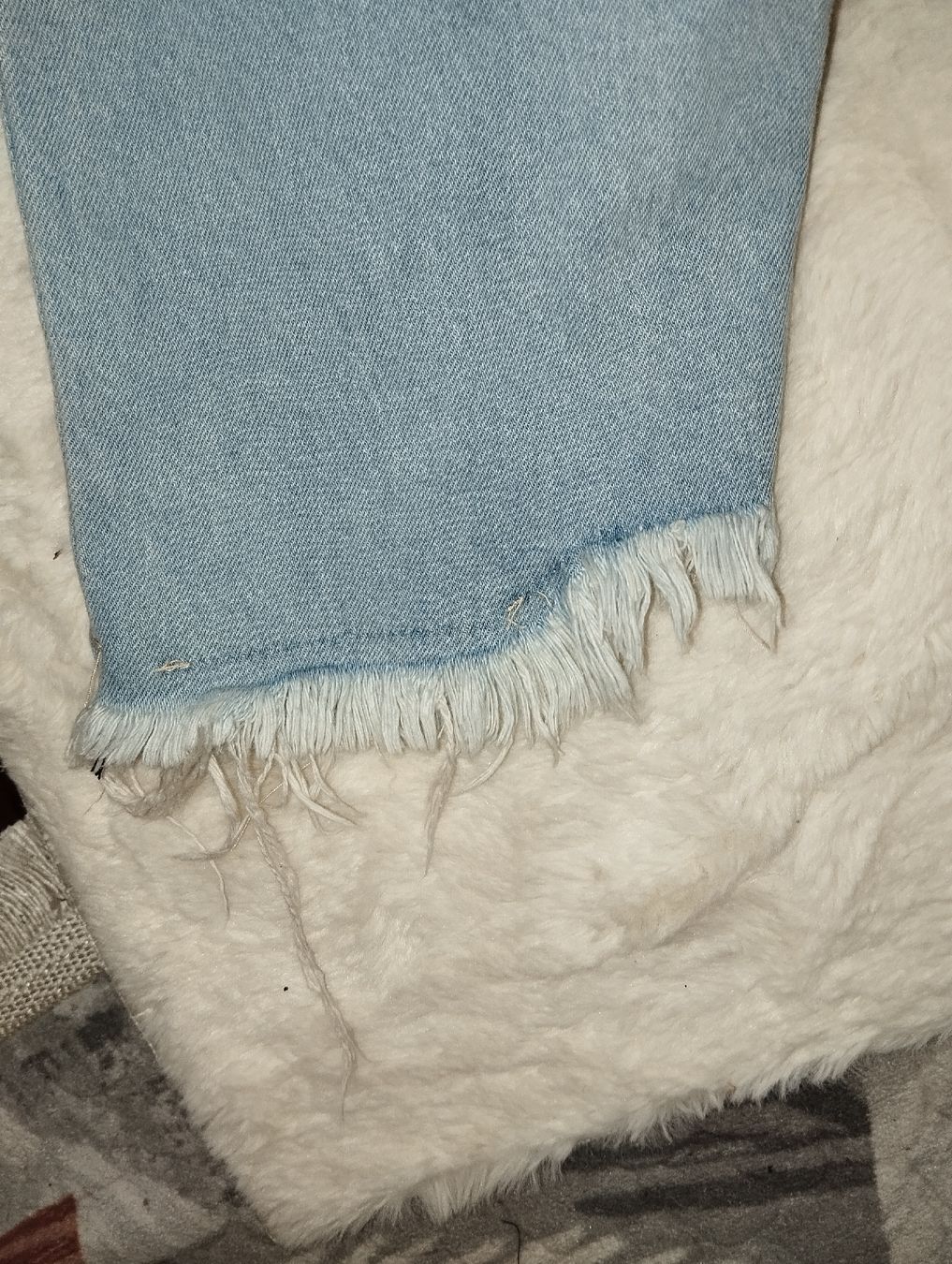 H&M Jeans: h&m hellblaue Jeans gr.M – Usato da Zürich venduto da Leders 2