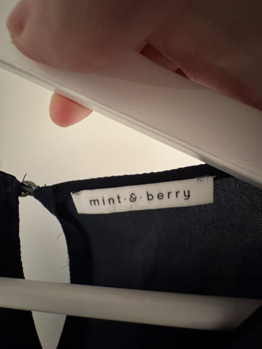 Mint & Berry Camicette: Elegante mint&berry Bluse mit Rüschen – Nuovo (secondo la descrizione) da Luzern venduto da anavuk 1