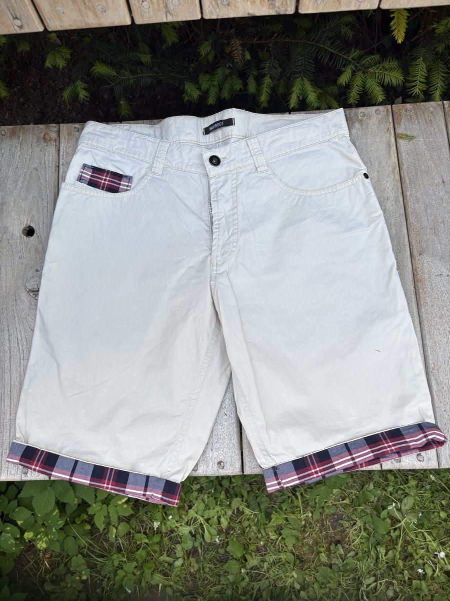 Navyboot Pantaloni: 2 Short zum Preis von einer Gr.50 – Usato da Teufen AR venduto da AykutS