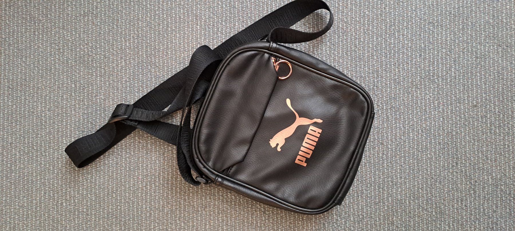 Puma Borse: Schultertasche – Nuovo (secondo la descrizione) da Oensingen venduto da Rinchen