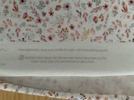 Stoff Krümelchen und Kuchen jersey Blumenmuster neu