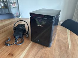 QNAP TS-453mini NAS-Server mit 4x1.5TB HDD