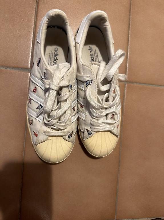 Scarpe da donna: Adidas size 39 1/2 – Usato da Gentilino venduto da sar_6wzk