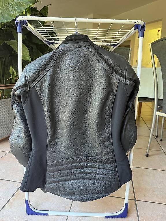 Vestes: Vestes moto dame  – D'occasion à Choëx par jpelopi 1