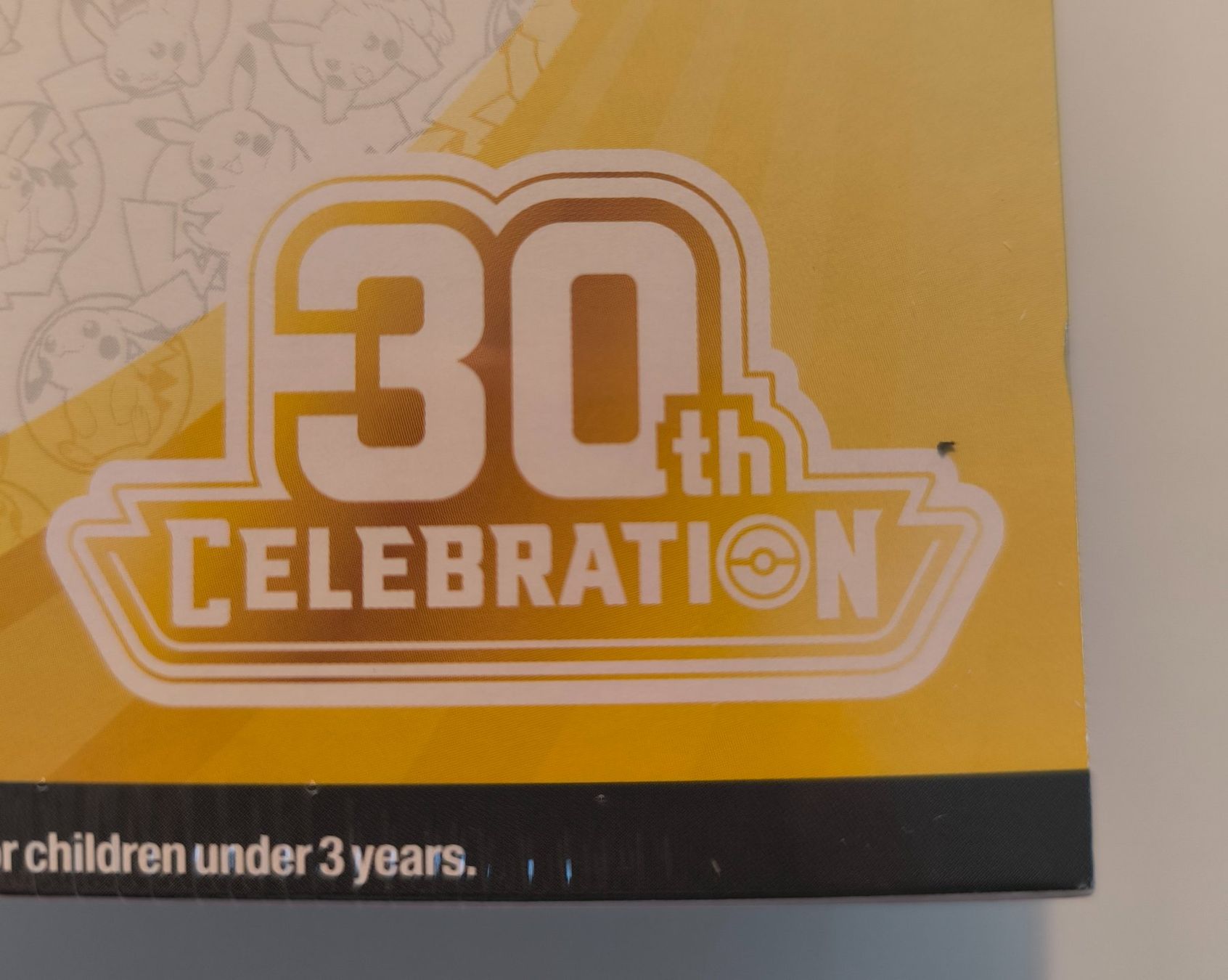 Pokémon Sammelbilder & Trading cards: 30th Celebration Elite Trainer Box - ETB EN – Neu und originalverpackt aus Oberrieden von ohhboy 1