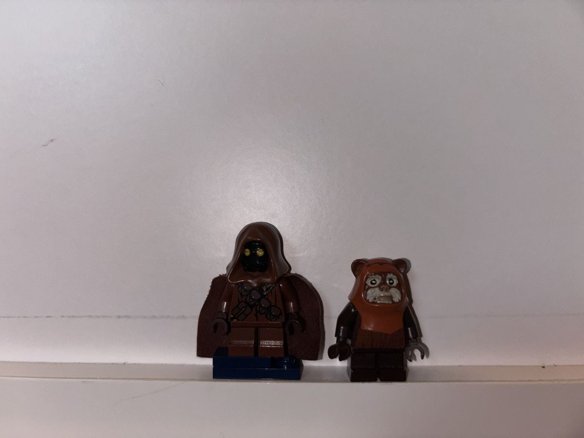 Lego Kit di costruzioni: Lego star wars ewok and Jabba – Usato da Pampigny venduto da pq1_7r9w 1