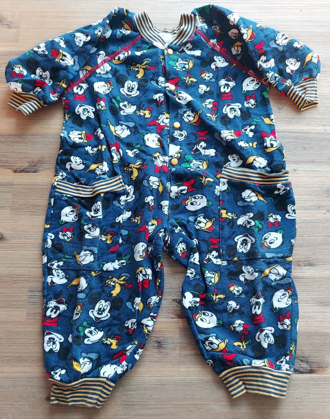 H&M Pyjamas & Ähnliches: Disney Strampler Gr. 74 Mickey Maus von H&M – Gebraucht aus Basel von Sinibini86