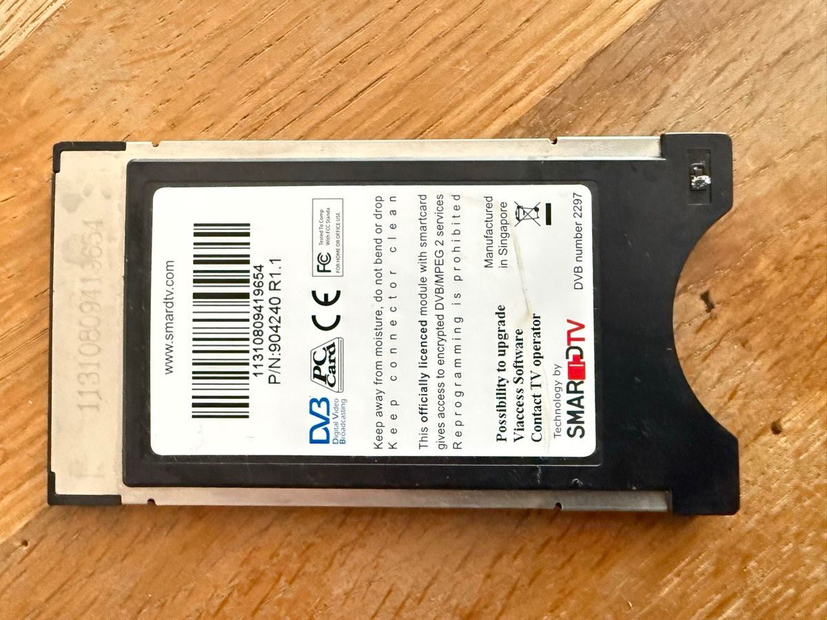 Laufwerke & Adapter: PCMCIA DVB Receiver Card Viaccess SmardTV – Gebraucht aus Goldach von Messerguru 1