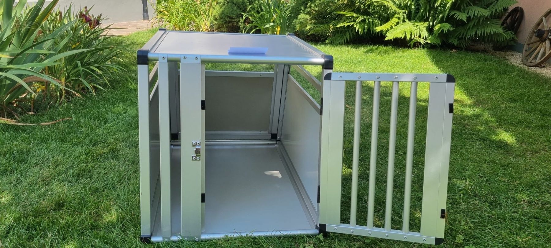 Cages, transport & sécurité: Hundetrasportbox Alu – D'occasion à Rheinfelden par RoliUrsi