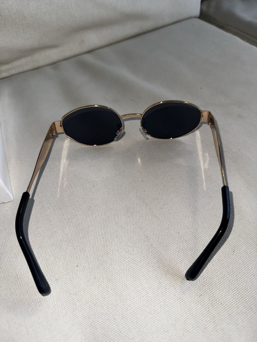 Occhiali & Lenti: Sonnenbrille – Difettoso da Zürich venduto da Bojana 4