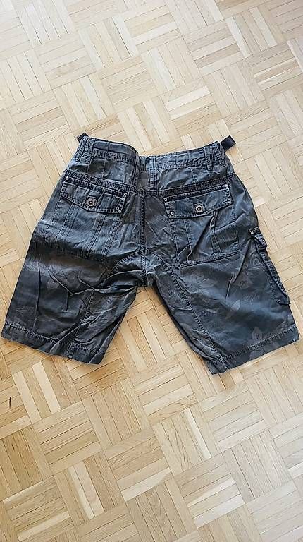 Pantaloni: kurze Hose Gr. 48 – Usato da Engelburg venduto da san_z6qd 1