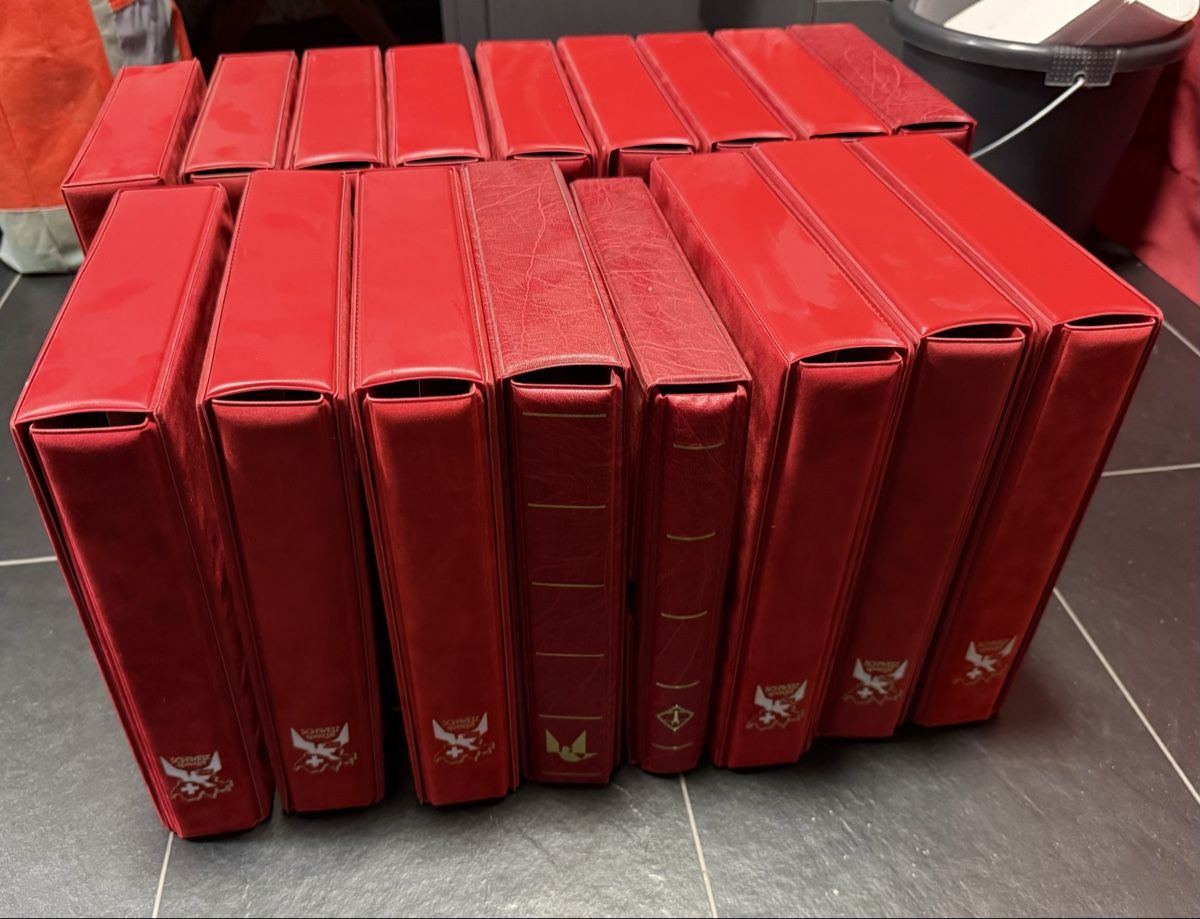 Alben: Leere Briefmarken Album – Gebraucht aus Schönenberg an der thur von Eliotine13