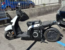 Scooter Etrix SO2 Électrique 125cm3+ caisse de livraison 