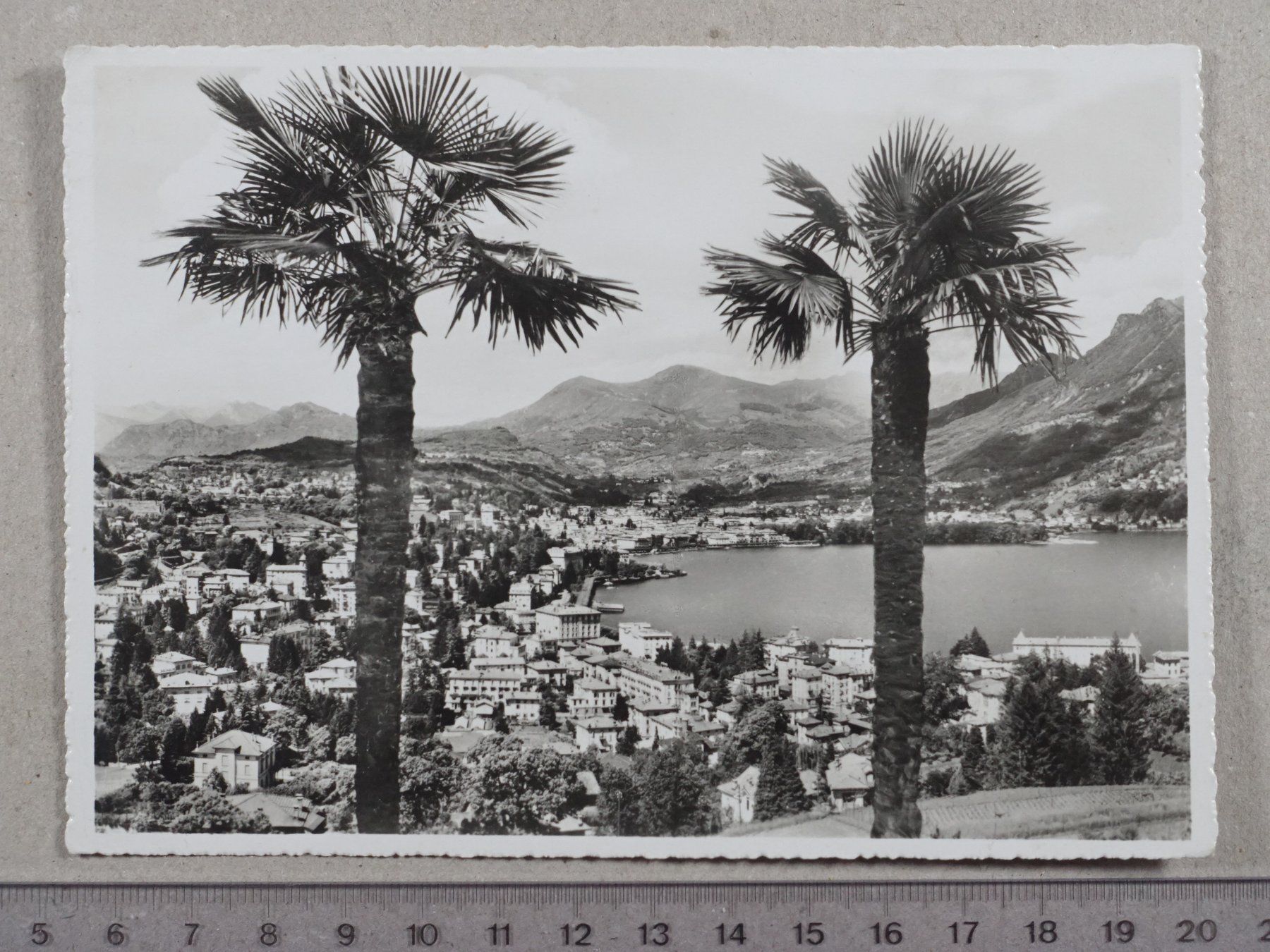 Cartoline postali: Lugano, Panorama, 1952 – Usato da Lenzburg venduto da fh1