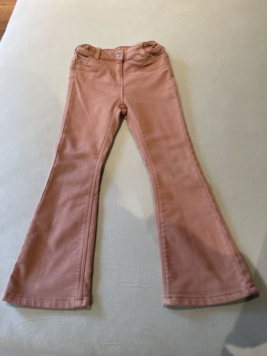 C&A Pantaloni: Hose mit Schlag, Gr. 122, Top Zustand – Nuovo (secondo la descrizione) da Reinach AG venduto da lin_7qfq