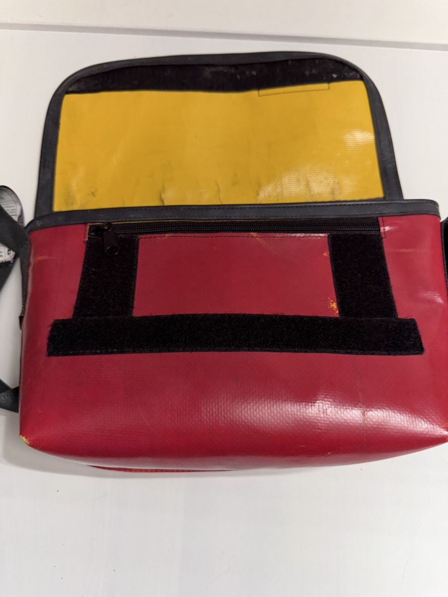 Freitag Taschen: FREITAG F41 HAWAII FIVE-0 – Gebraucht aus Brügg BE von Goob 5