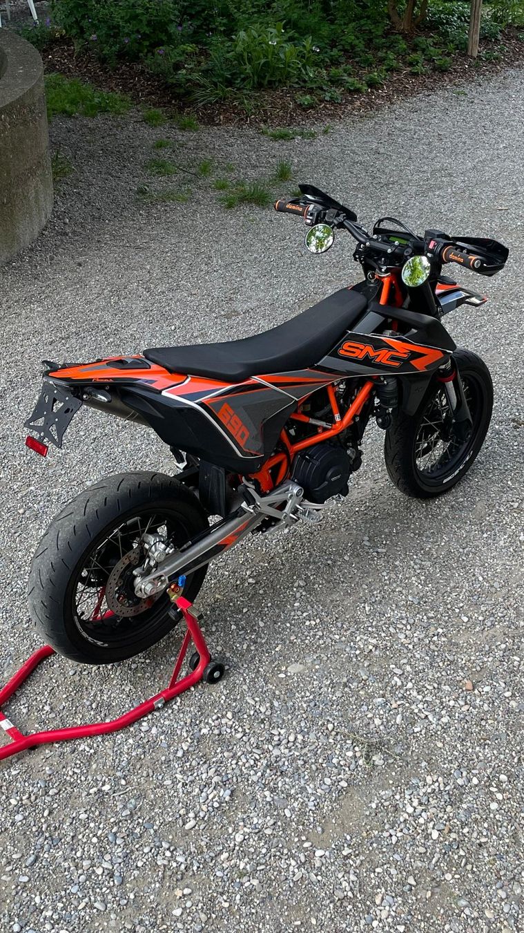 KTM Strada: KTM 690 SMCR 2019 - 55kW – Usato da Zürich venduto da jam_2lrx 1