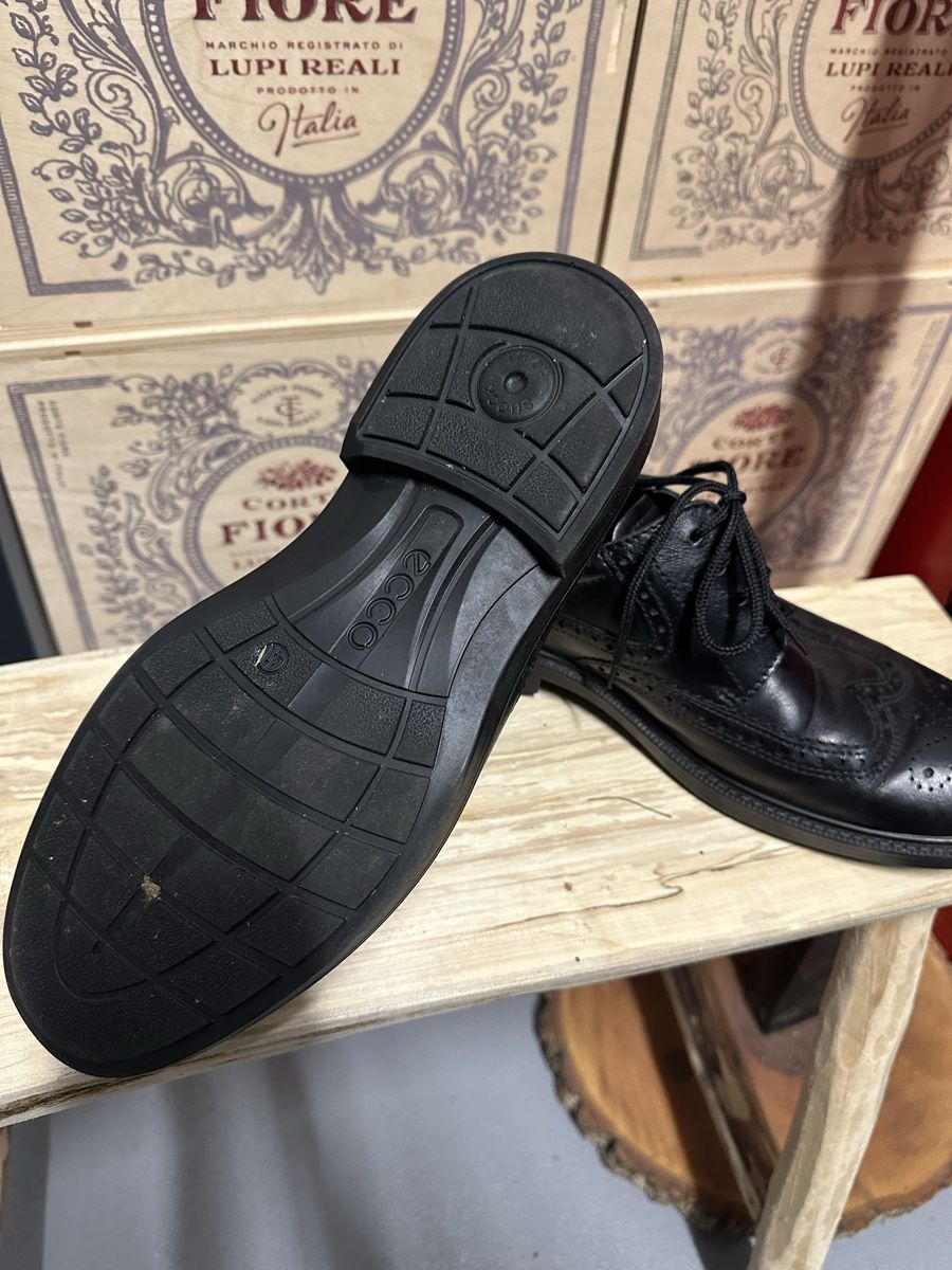 Ecco Scarpe da uomo: Schwarze Ecco Herren Lederschuhe, Gr. 41 – Usato da Schneisingen venduto da alexgiudice 2