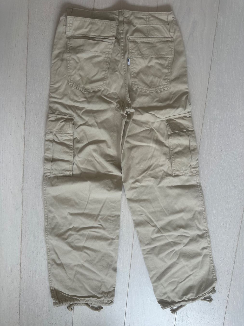 Levi's Pantaloni: Levi’s cargo safari trousers – Nuovo (secondo la descrizione) da Wollerau venduto da bod_25yw 1