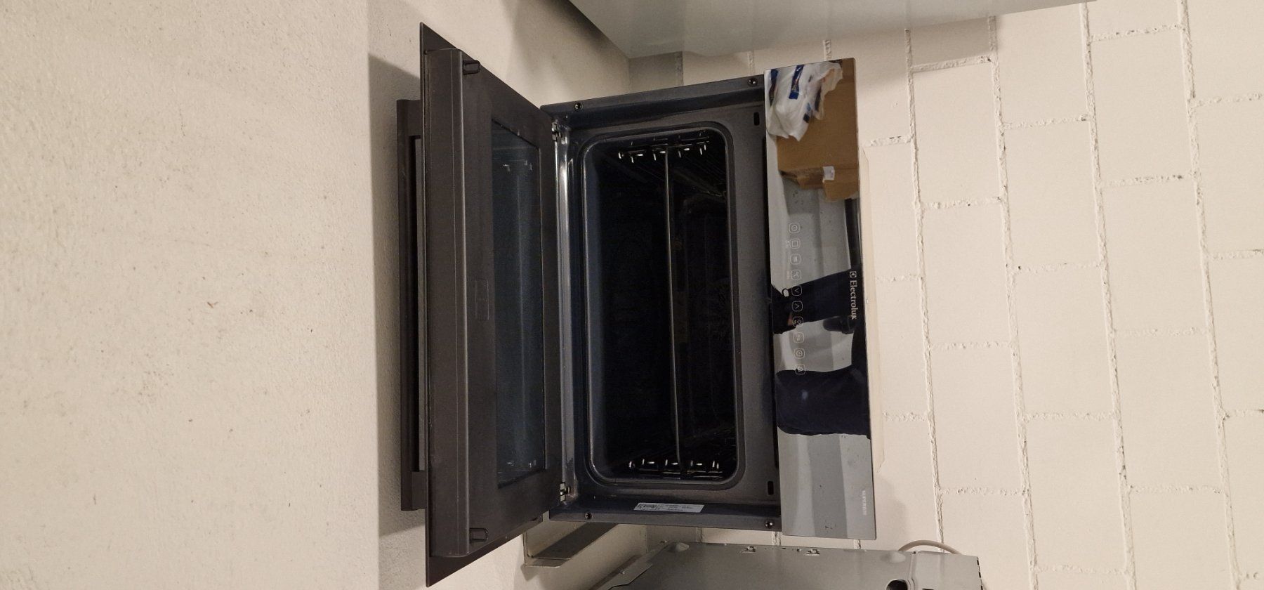 Electrolux Elettrodomestici da cucina: Electrolux Einbausteamer / Dampfgarer EBSL90SP – SuperSteam – Usato da Hinwil venduto da Felsenhof-Didi 2
