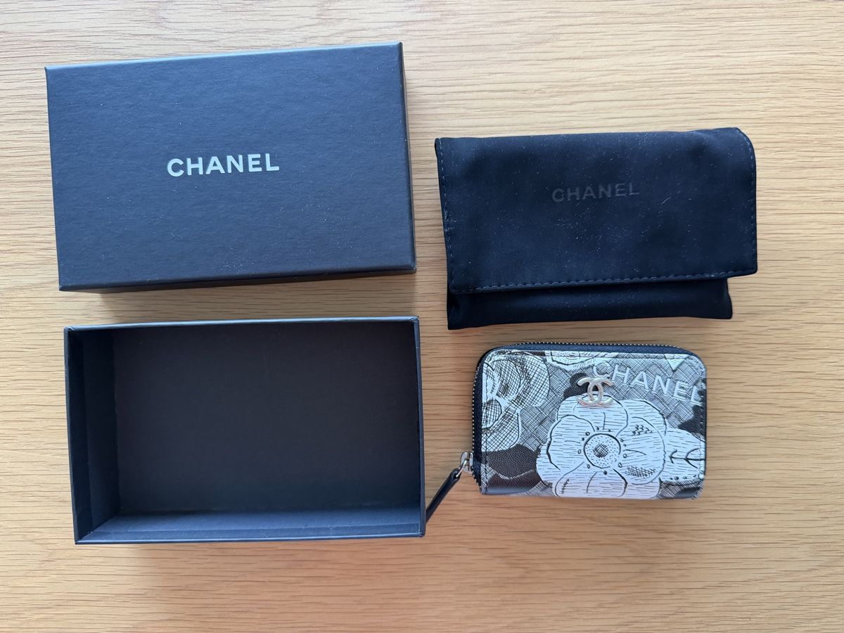 Chanel Portemonnaie: Chanel, petit porte-monnaie  – Gebraucht aus Cernier von 1234V
