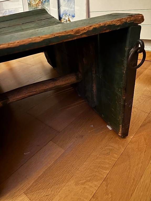 Schlitteln: Ca. 150 Jahre alter, sehr rustikaler Holzschlitten – Gebraucht aus Zürich von web_6qvd 4