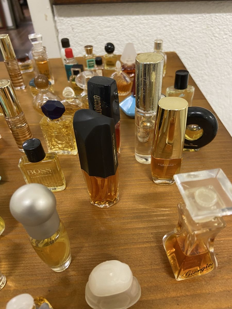 Flacons: Parfum Miniaturen Sammlung, viele verschiedene Düfte – Gebraucht aus Dietikon von brocki-eyra 6