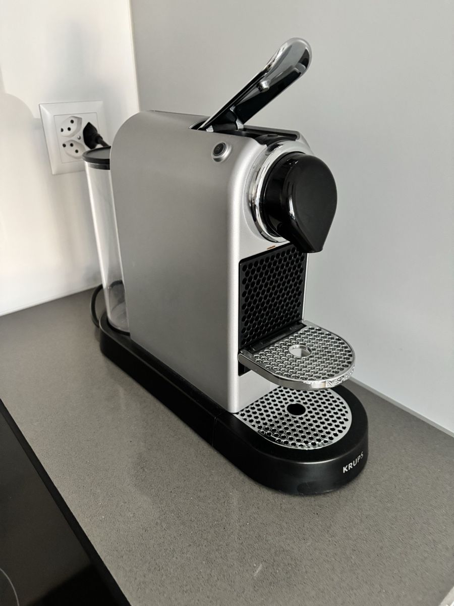 Nespresso Kaffeemaschinen & Espressomaschinen: Nespresso Kaffemaschine Krups – Gebraucht aus Jona von toniboote 1