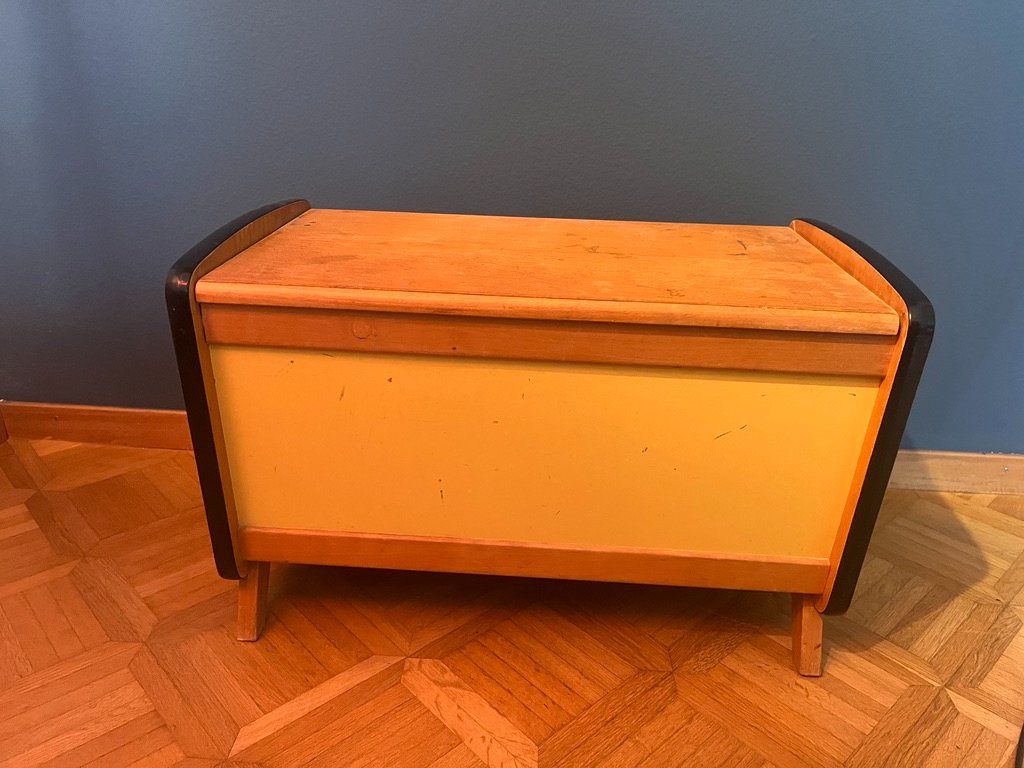 Cassapanche: Vintage Midcentury Truhe – Usato da Zürich venduto da Vreni007