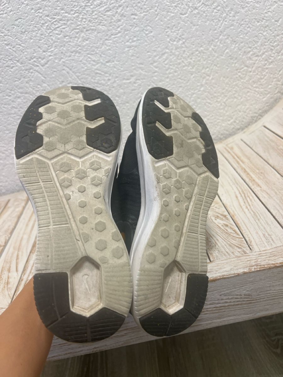 Nike Damenschuhe: Nike 37.5 – Gebraucht aus Pully von Switzerland2020 4