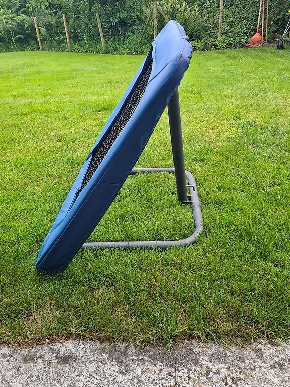 Fussball- & Hockeytore: Rebounder Kickback für Ball – Gebraucht aus Horw von Sbigi1 2