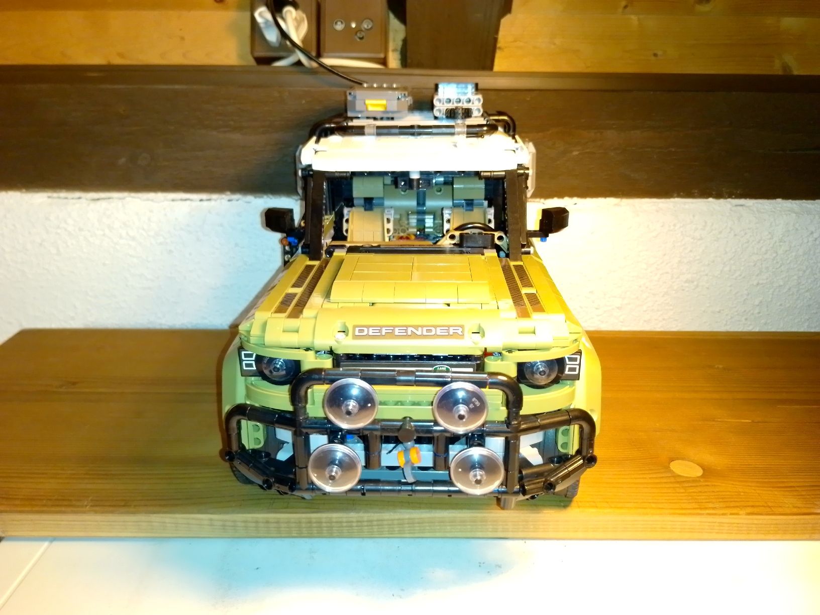 Giocattoli: Land Rover Defender  2573 Teile – Usato da Nussbaumen AG venduto da francisnobs