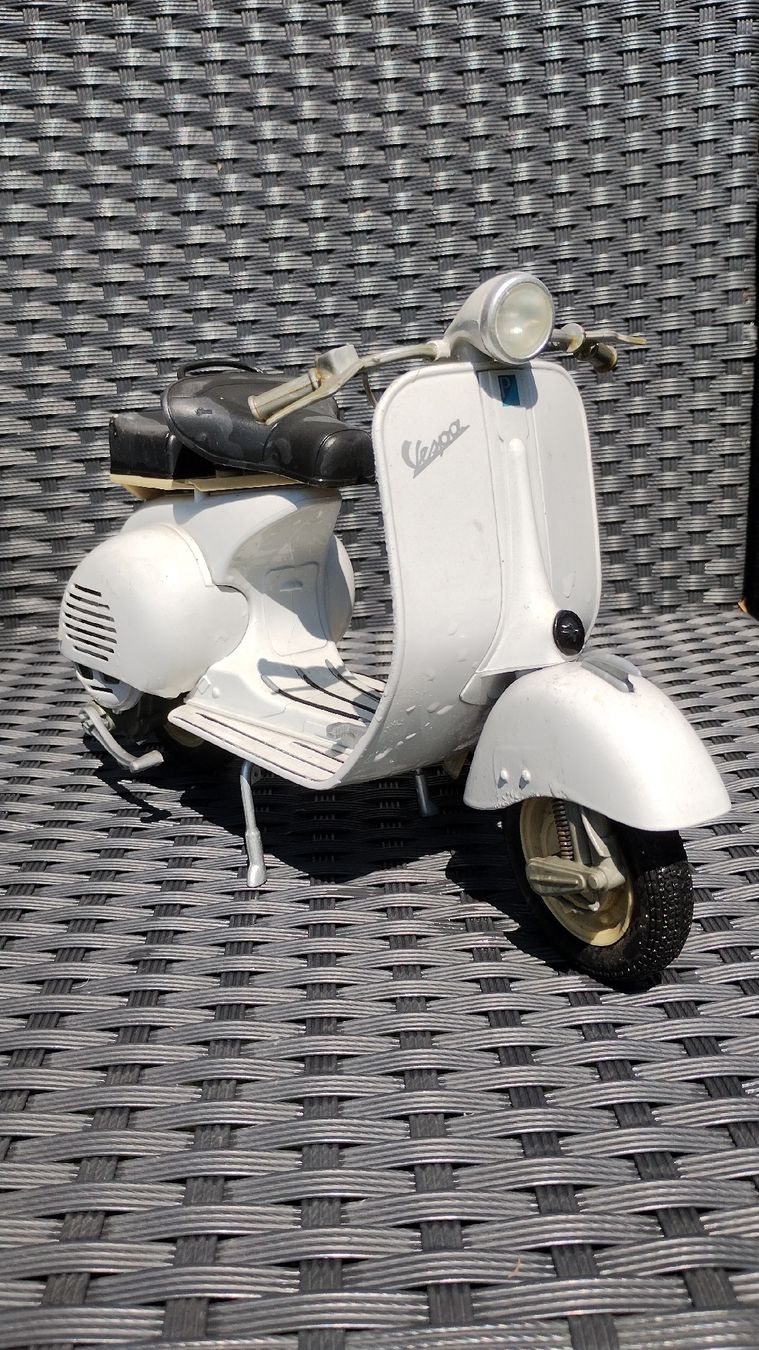 Vespa Kit di modellismo & Modellini statici: Vespa Model – Usato da Gossau ZH venduto da skyrun