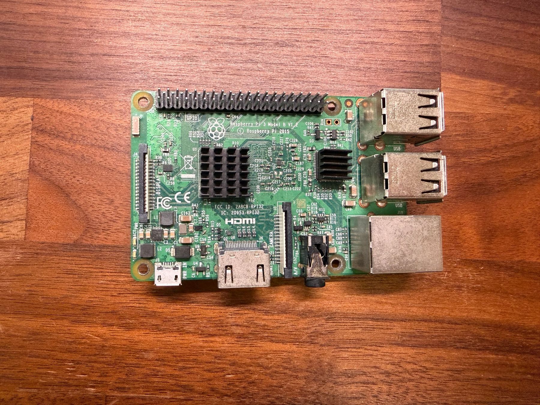 Raspberry Pi PCs: Raspberry Pi 3 Model B V1.2 occasion – Gebraucht aus Yverdon-les-Bains von ced_9wnf