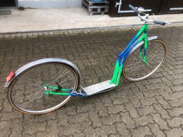 Trottinette Tretroller XXL grün blau Occasion Flitzer