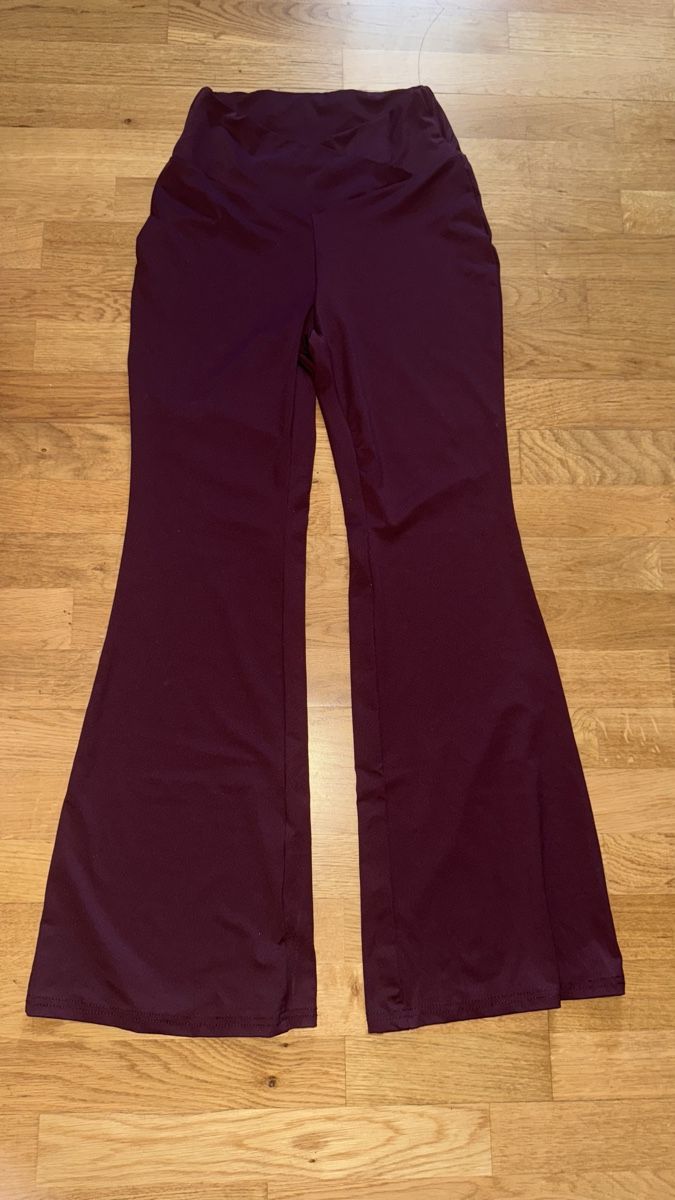 Hosen: Laufhose/Trainerhose 38 – Gebraucht aus Gümligen von morticiaaddams