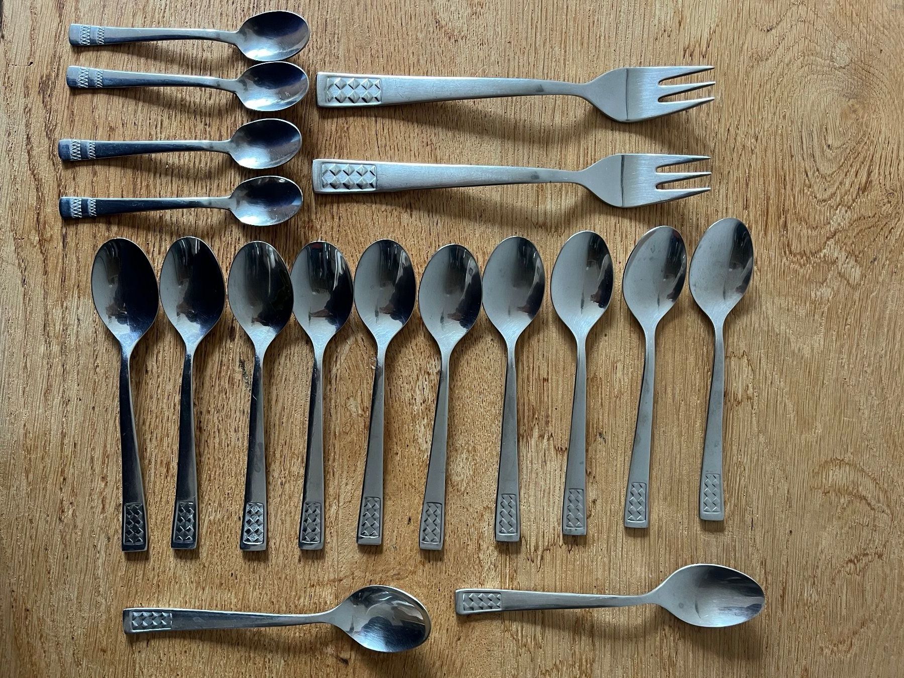 Set di posate: Vintage Besteck Inox – Usato da Fällanden venduto da iichhalt
