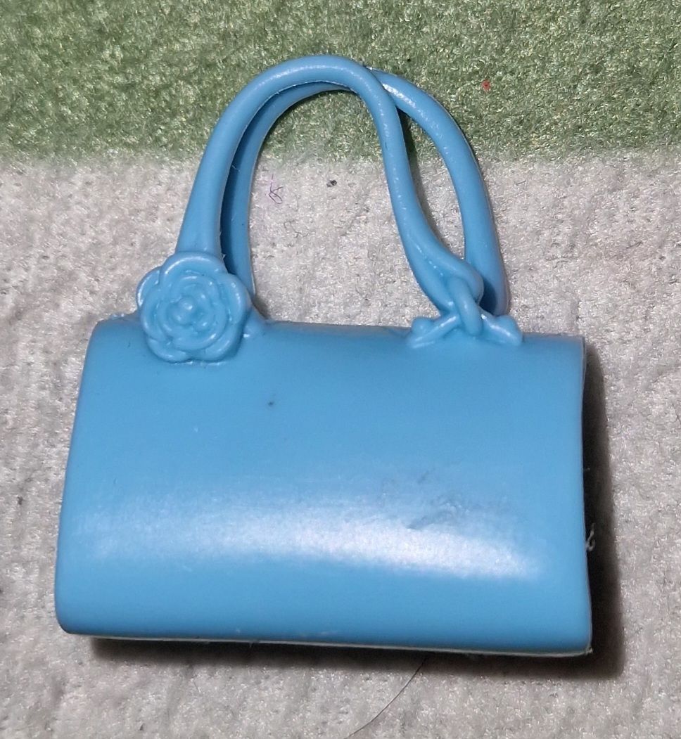 Bambole: sac pour Barbie – Usato da Couvet venduto da Pioune