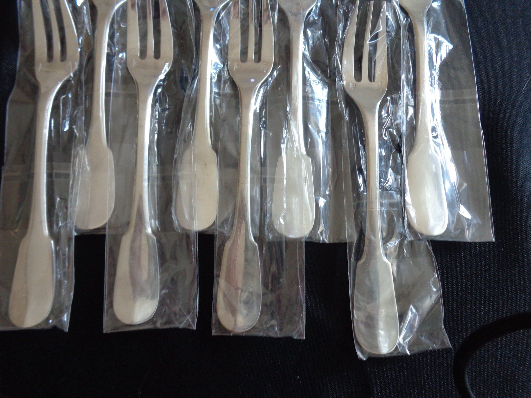 Christofle Forchette: * 8 X FOURCHETTES A GATEAUX CHRISTOFLE CLUNY ORIGINAL – Nuovo (secondo la descrizione) da Morges venduto da argento.oro.65 2