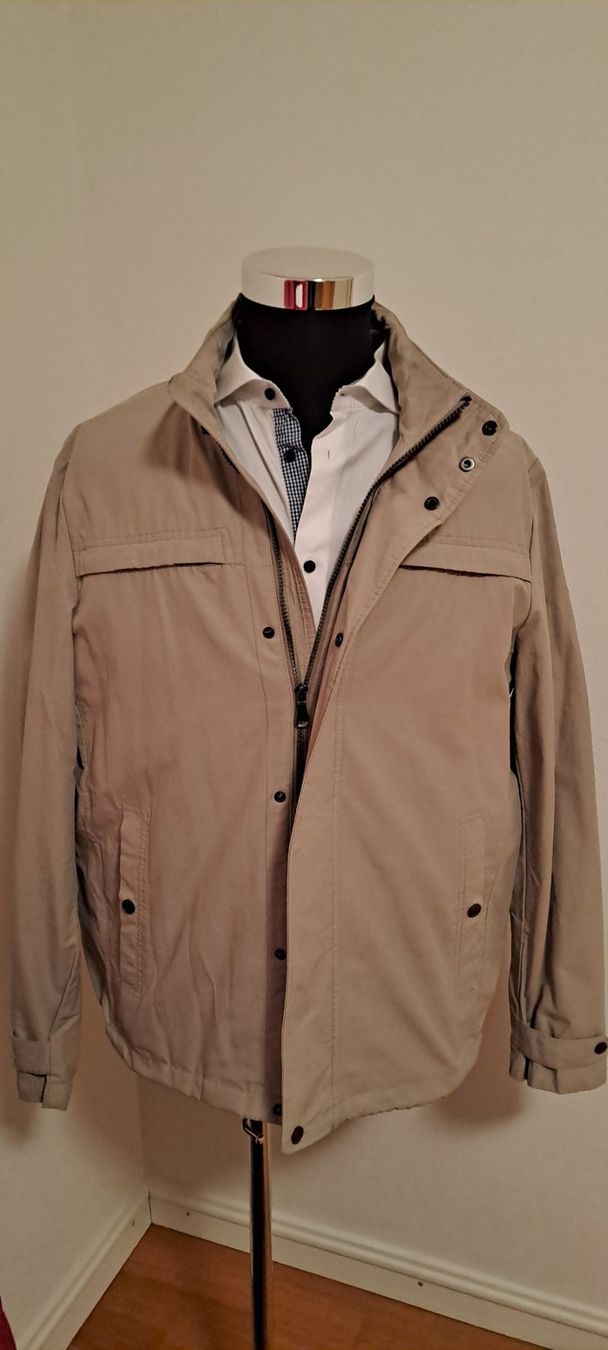 Geox Giacche: Herren Jacke Grösse 54 Frühjahr oder Herbst – Usato da Männedorf venduto da Nelly-77