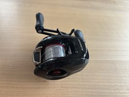 Shimano Aldebaran BFS XG Limited Baitcast Rolle schwarz