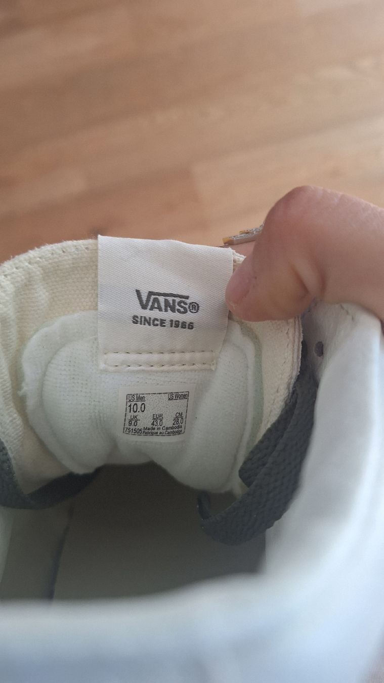 Vans Scarpe da uomo: Baskets Vans Sk8-Hi, Taille 43, neuves! – Nuovo e nell'imballaggio originale da Jussy venduto da drs_sb7q 4