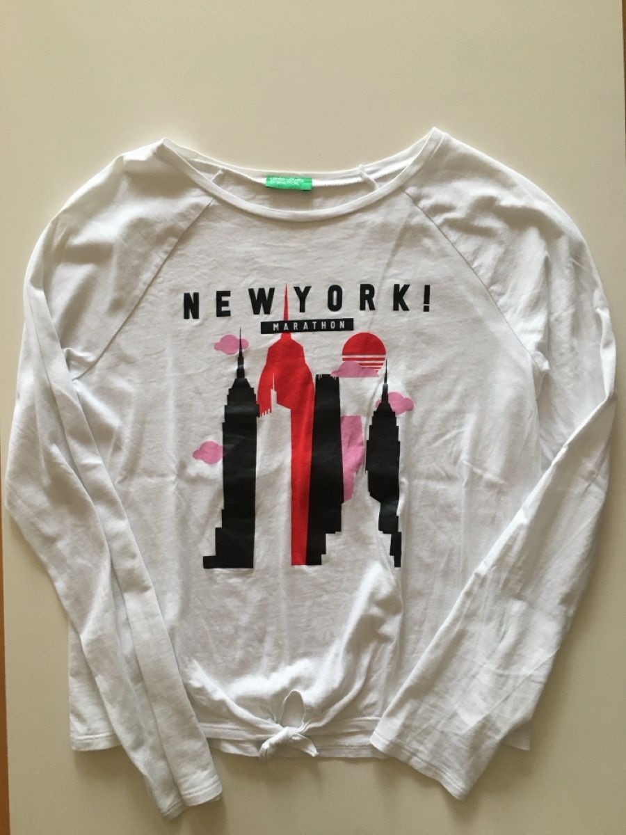 Benetton Camicette, T-shirt & Top: Benetton - manches longues - 11-12 ans – Usato da Geneve venduto da maremonte